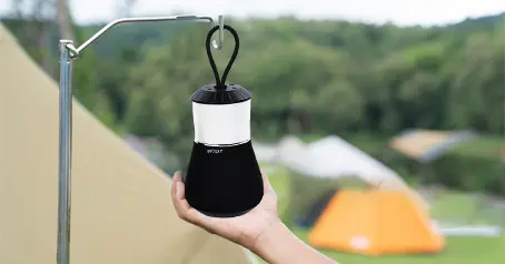 Ako pripojiť Bluetooth reproduktor k mikrofónu