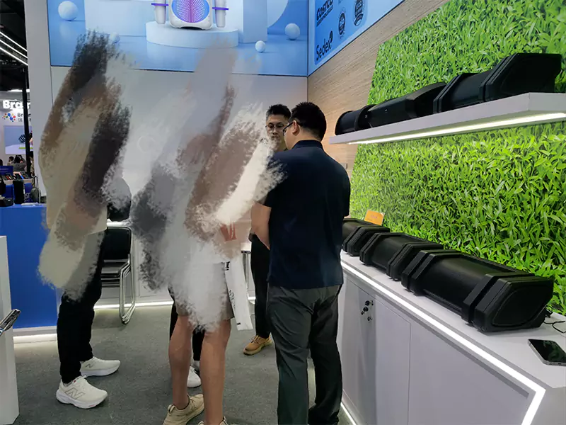 Canton Fair Day 1 Live! Pohlcujúci technický zážitok v Hall 8.1 J16-17